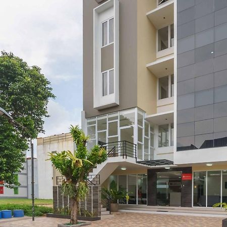 เรดดอร์ พลัส ใกล้ เอกา ฮอสพิทัล Bsd 5 Hotel Dadap ภายนอก รูปภาพ