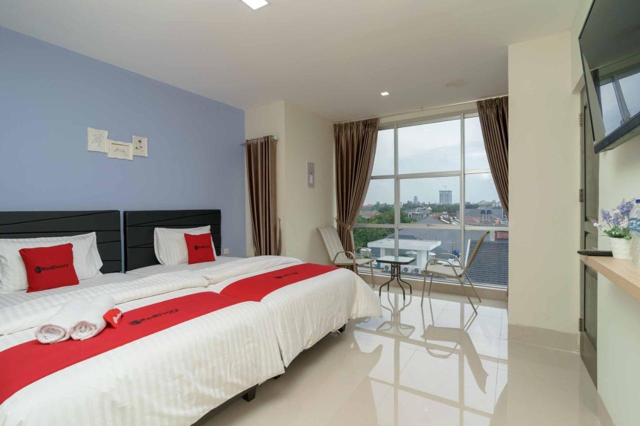 เรดดอร์ พลัส ใกล้ เอกา ฮอสพิทัล Bsd 5 Hotel Dadap ภายนอก รูปภาพ