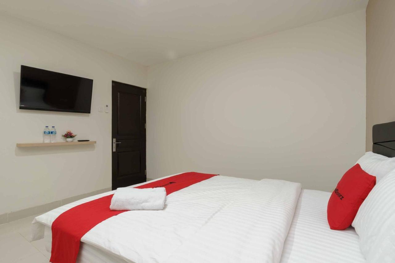เรดดอร์ พลัส ใกล้ เอกา ฮอสพิทัล Bsd 5 Hotel Dadap ภายนอก รูปภาพ