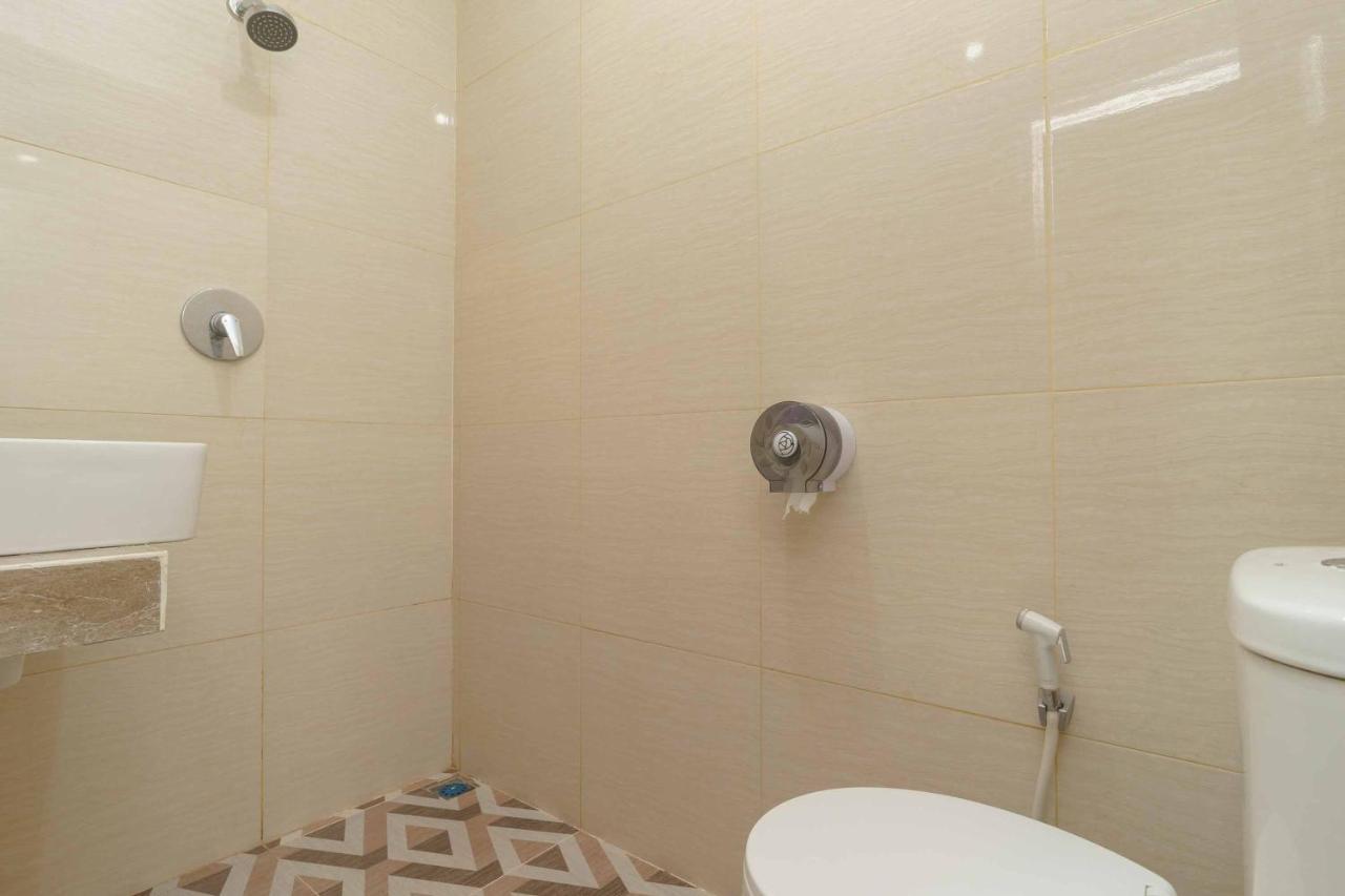เรดดอร์ พลัส ใกล้ เอกา ฮอสพิทัล Bsd 5 Hotel Dadap ภายนอก รูปภาพ