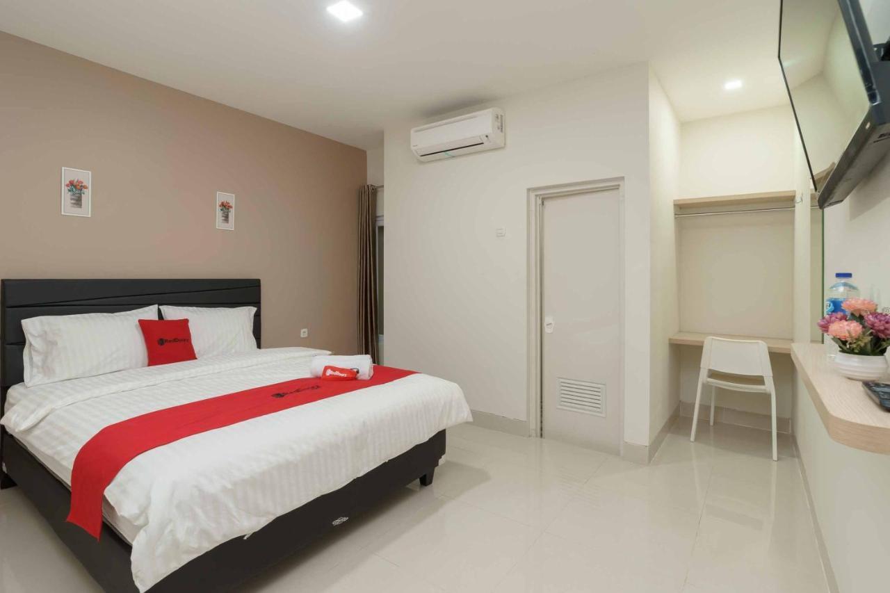 เรดดอร์ พลัส ใกล้ เอกา ฮอสพิทัล Bsd 5 Hotel Dadap ภายนอก รูปภาพ